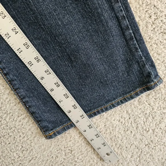 Lucky Brand Women's Jeans Dungarees Gene Montesano Mid-Rise Flare 6/28 - Picture 7 of 10